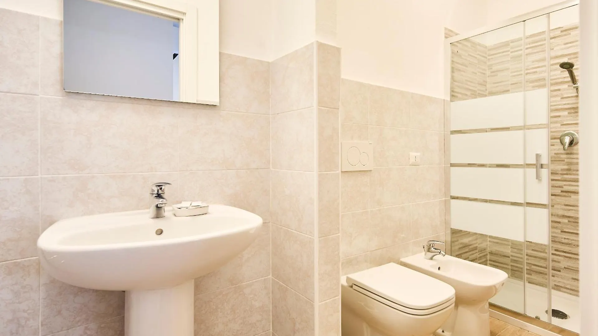 Bicocca Elyon Apartment Milan 0*,  Italy